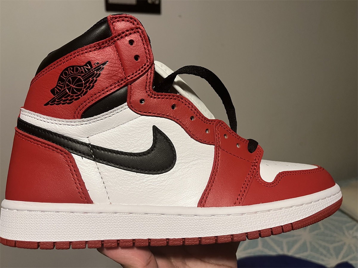 Jordan 1 Retro Chicago 2015 (LN5 A1) photo review