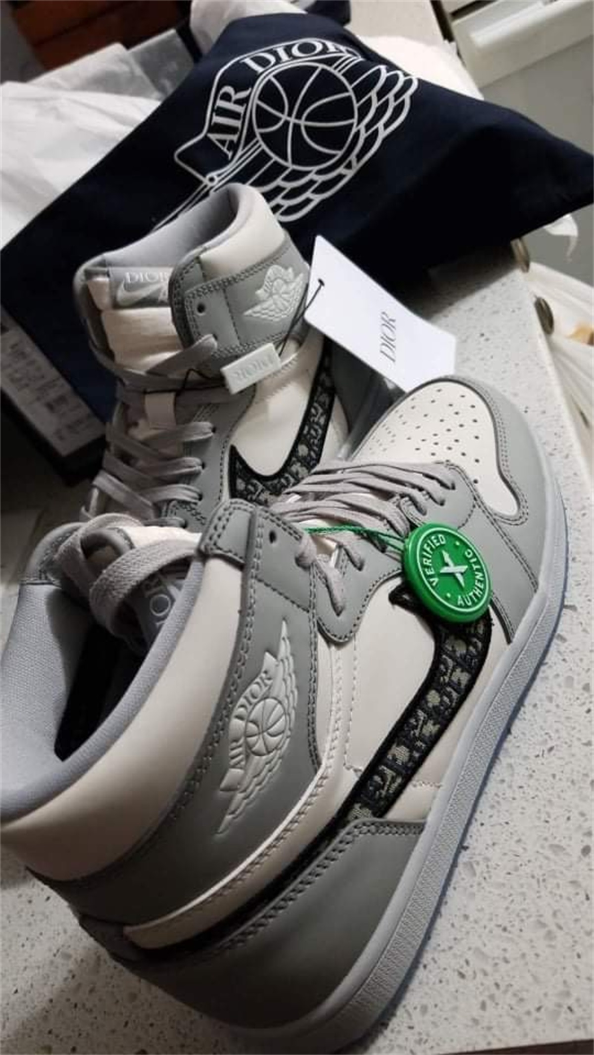 Dlor x Air Jordan 1 2020 （Correct box） (LN5 A1 Batch) photo review