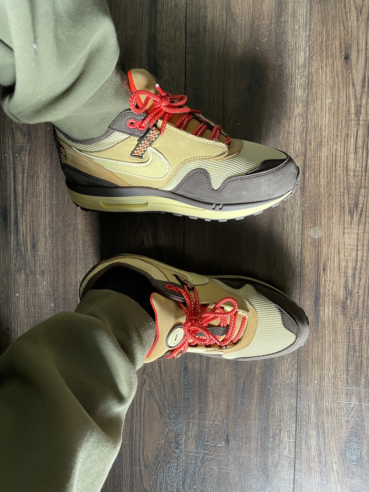 Travis Scott x Nike Air Max 1 “Cactus Jack” Baroque Brown photo review