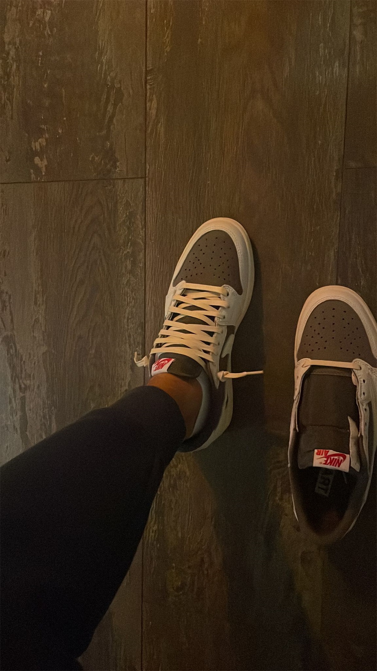 Travis Scott x Air Jordan 1 Low OG Reverse Mocha (LN5 A1 Batch) photo review