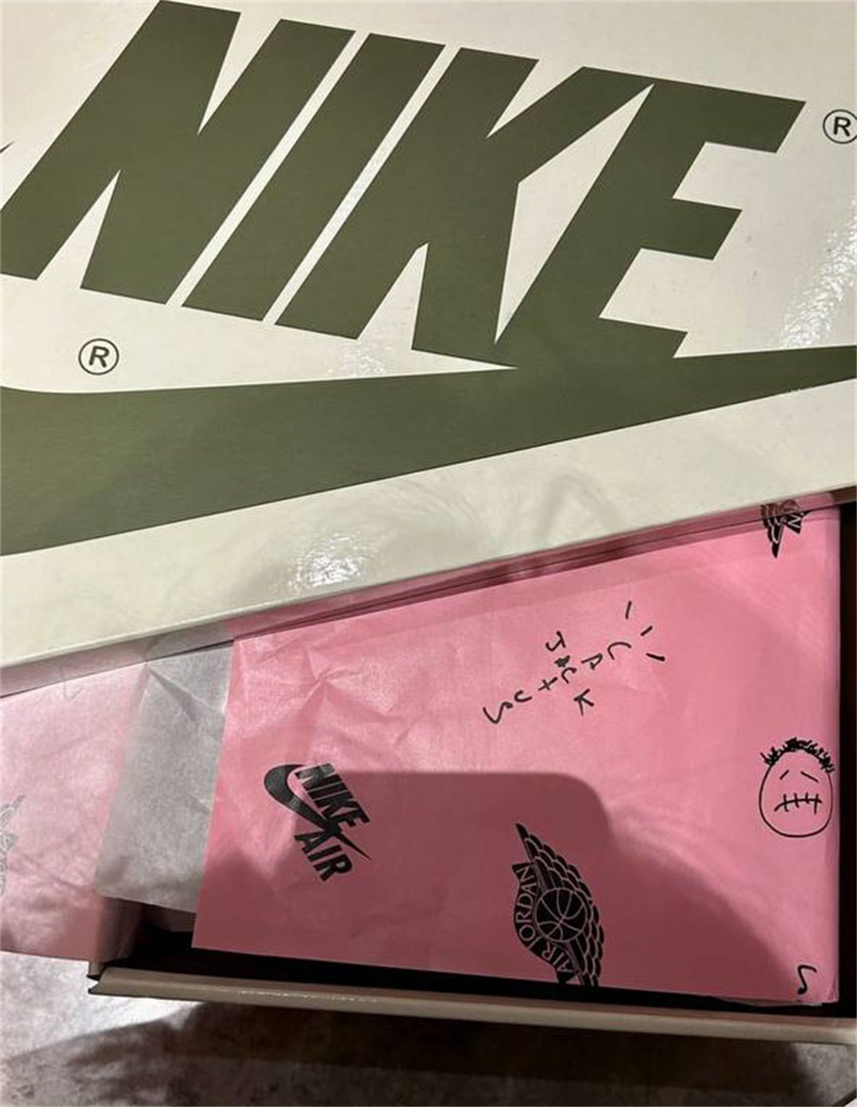 Travis Scott x Air Jordan 1 Low OG SP WMNS Olive (LN5 A1 Batch) photo review