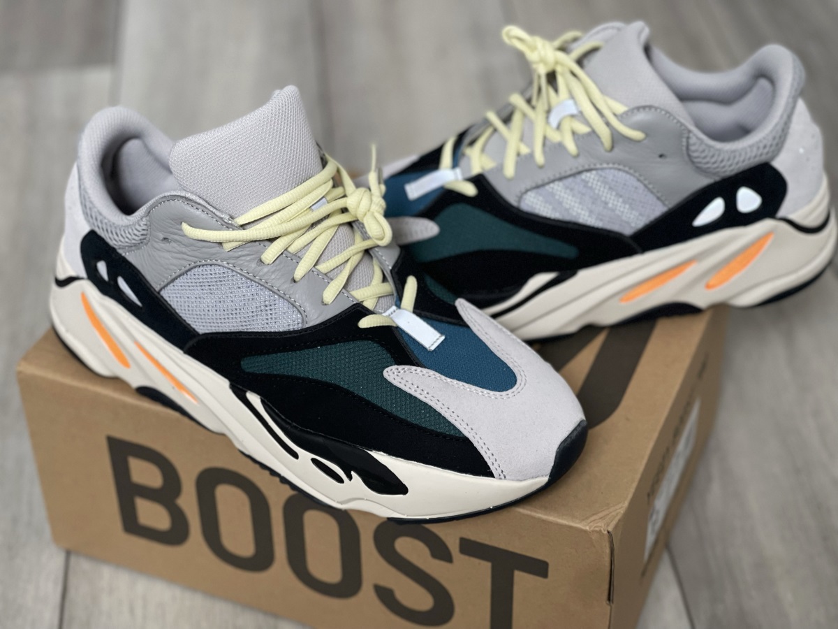 Adidas Yeezy 700 Boost Wave Runner Solid Grey photo review