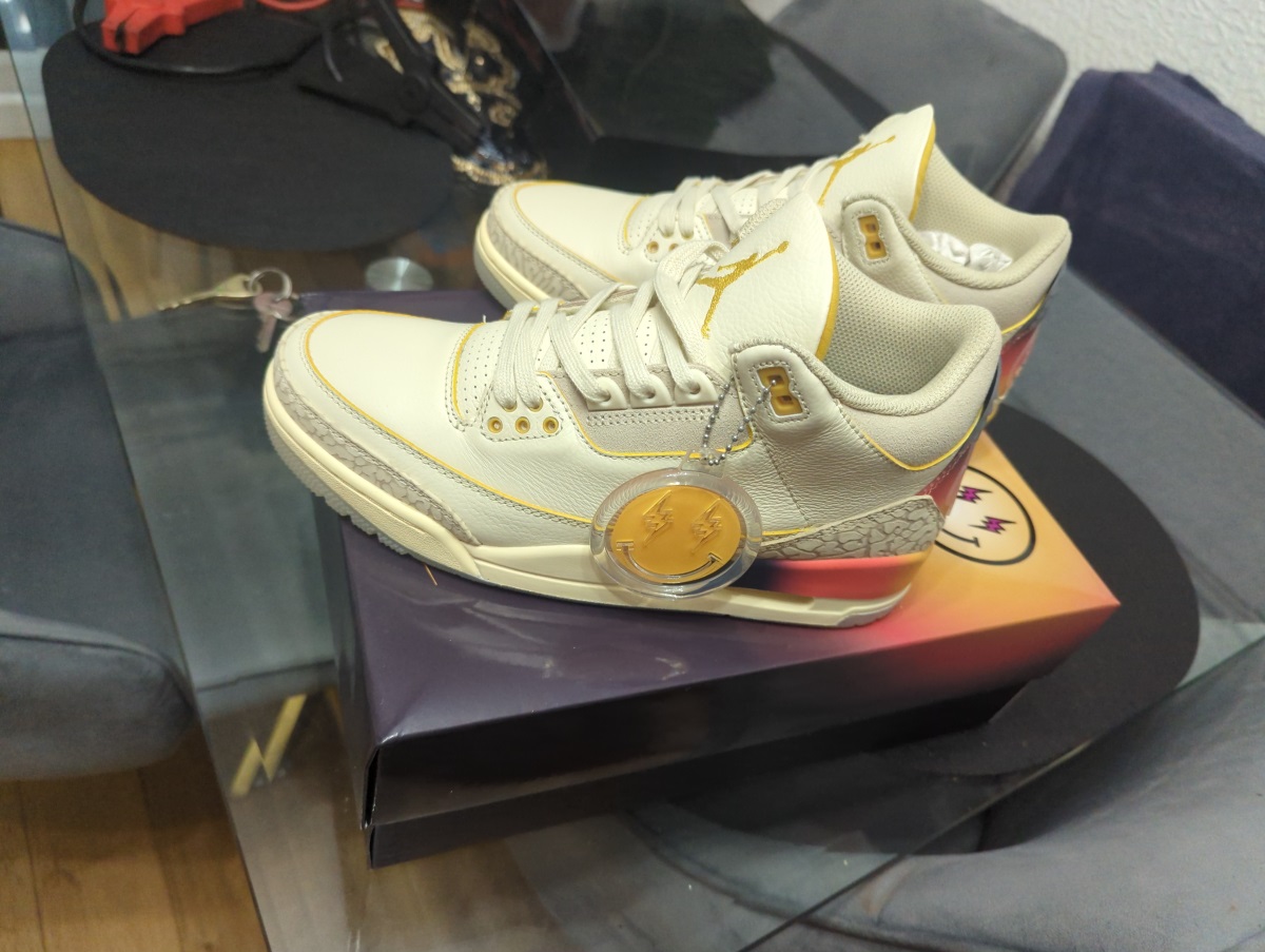 J Balvin x Air Jordan 3 Sunset (LN5 A1) photo review