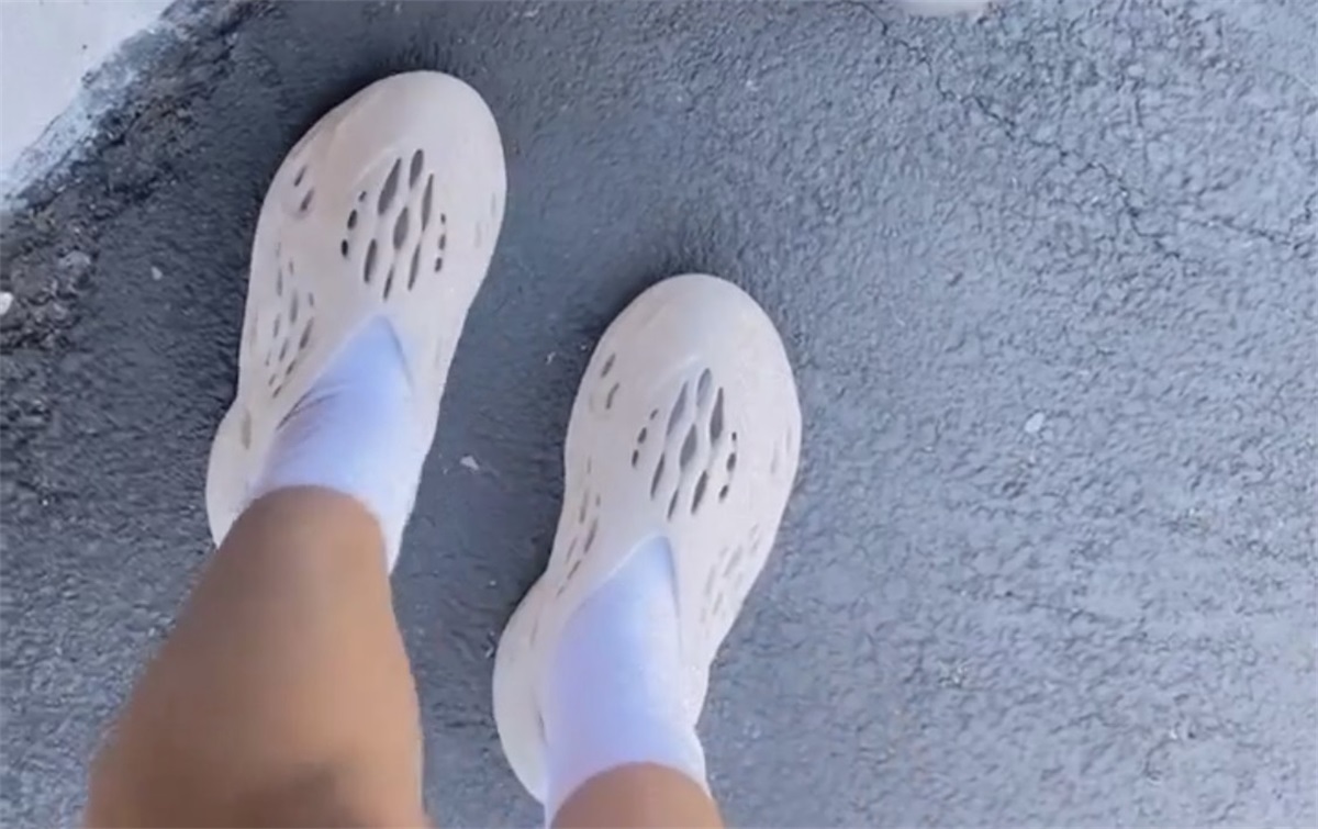 Yeezy Foam Runner Sand 2021 （FY4567沙色）(LN5 A1 Batch) photo review