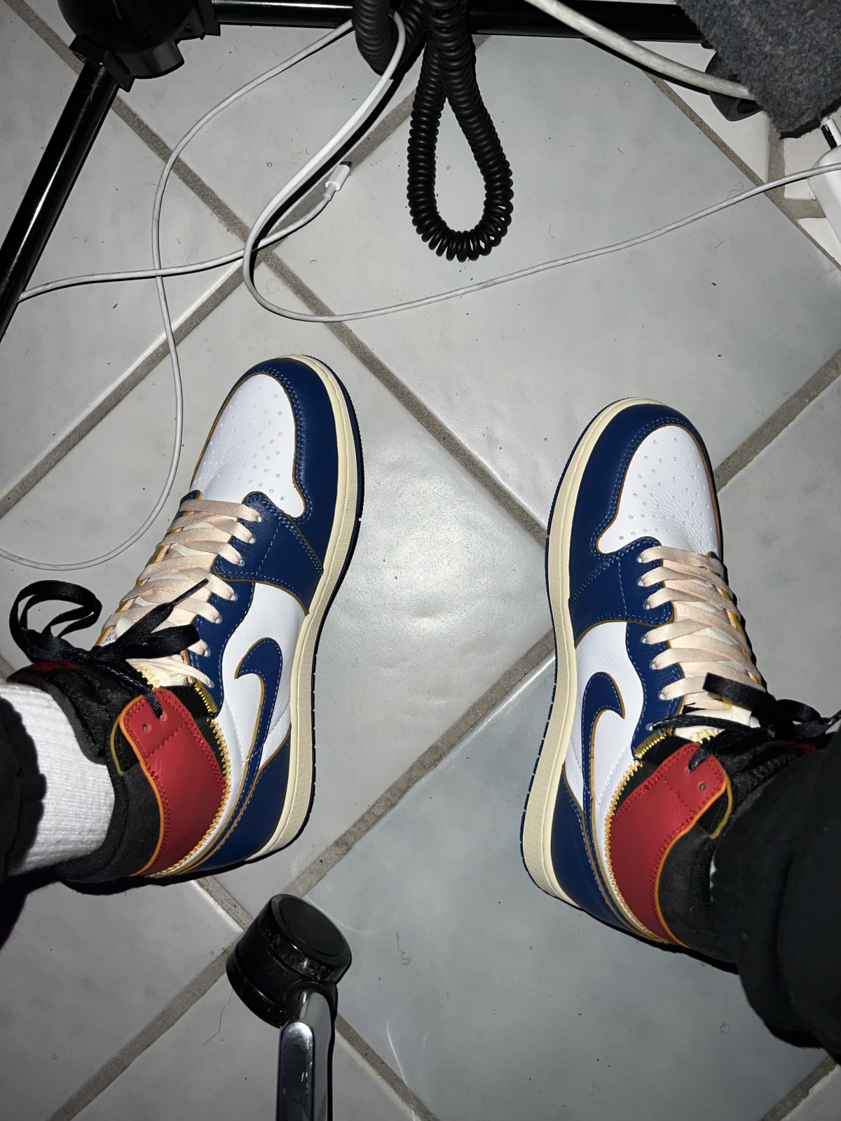 Jordan 1 Retro High Union Los Angeles Blue Toe photo review
