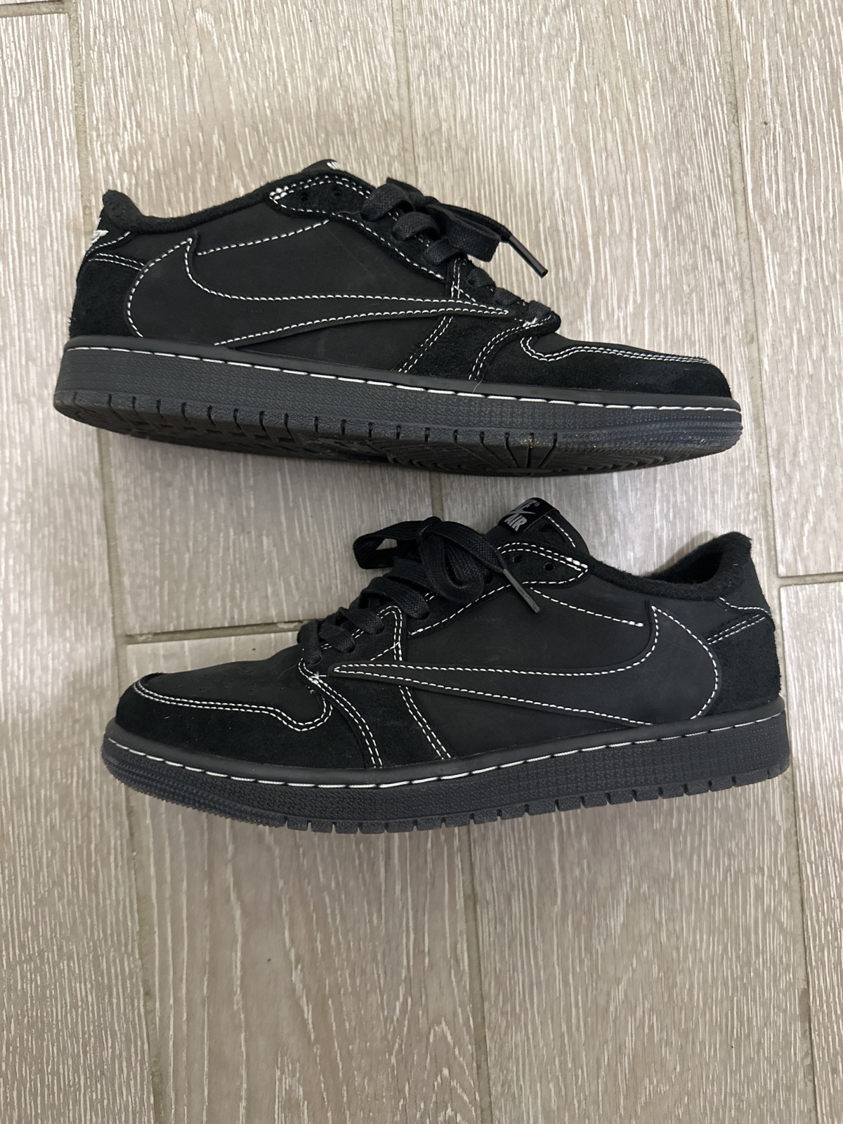Travis Scott x Nike Air Jordan 1 Low OG “Black/Phantom” (LN5 A1 Batch) photo review
