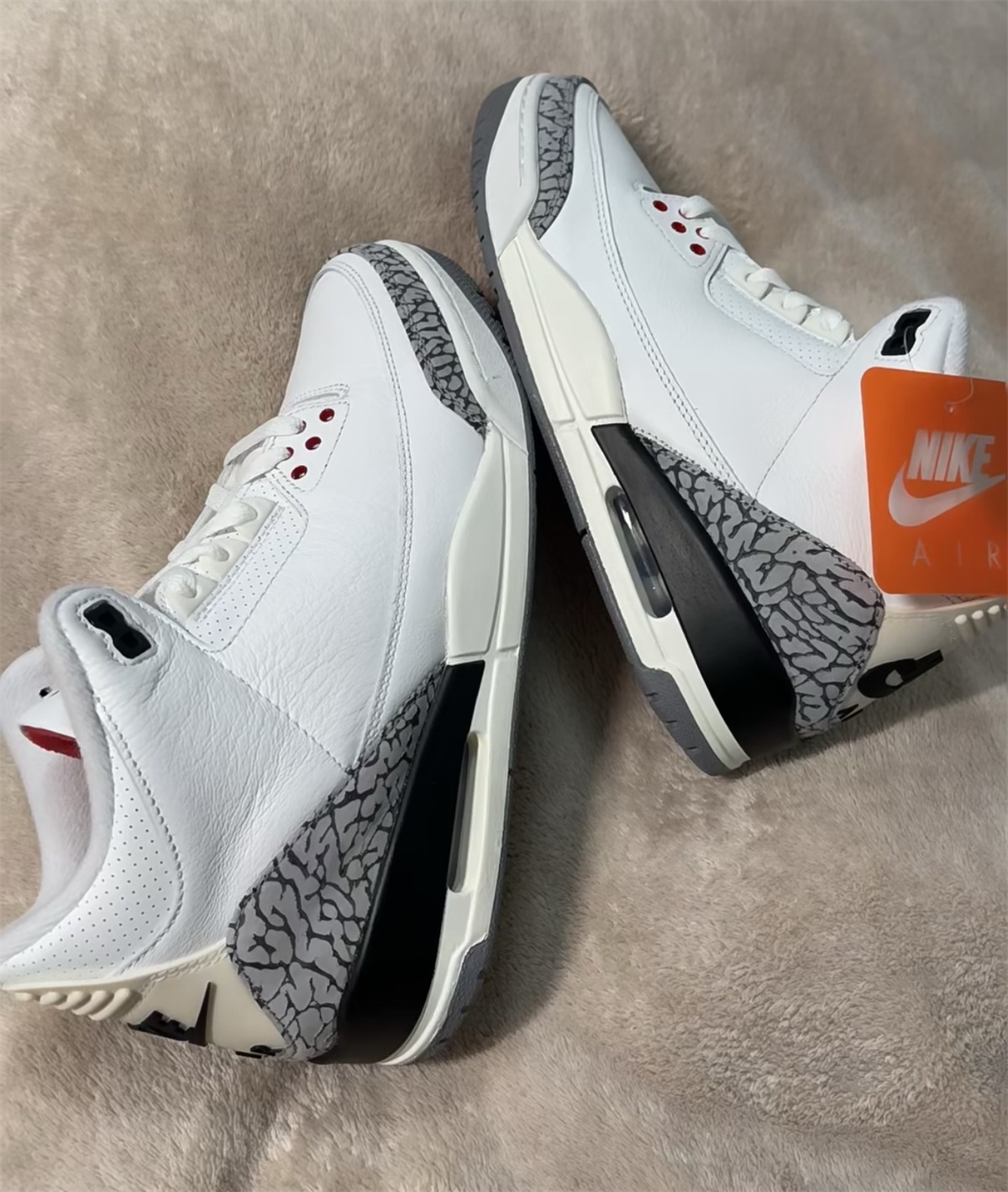 Air Jordan 3 Retro 'White Cement Reimagined' 2023 (LN5 A1 Batch) photo review