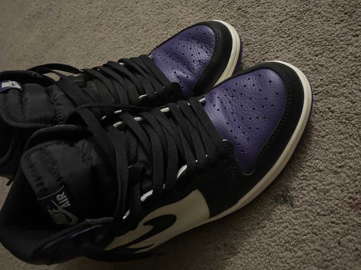 Air Jordan 1 Retro Court Purple (GS) photo review