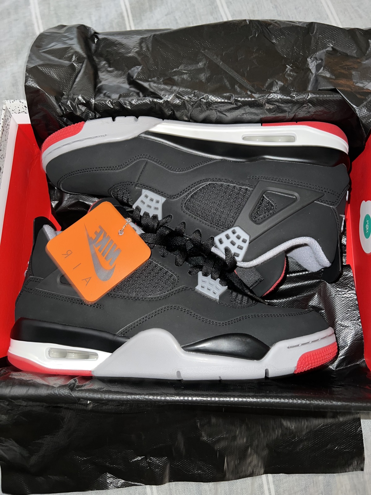Air Jordan 4 OG Bred 2019 (LN5 A1 Batch) photo review