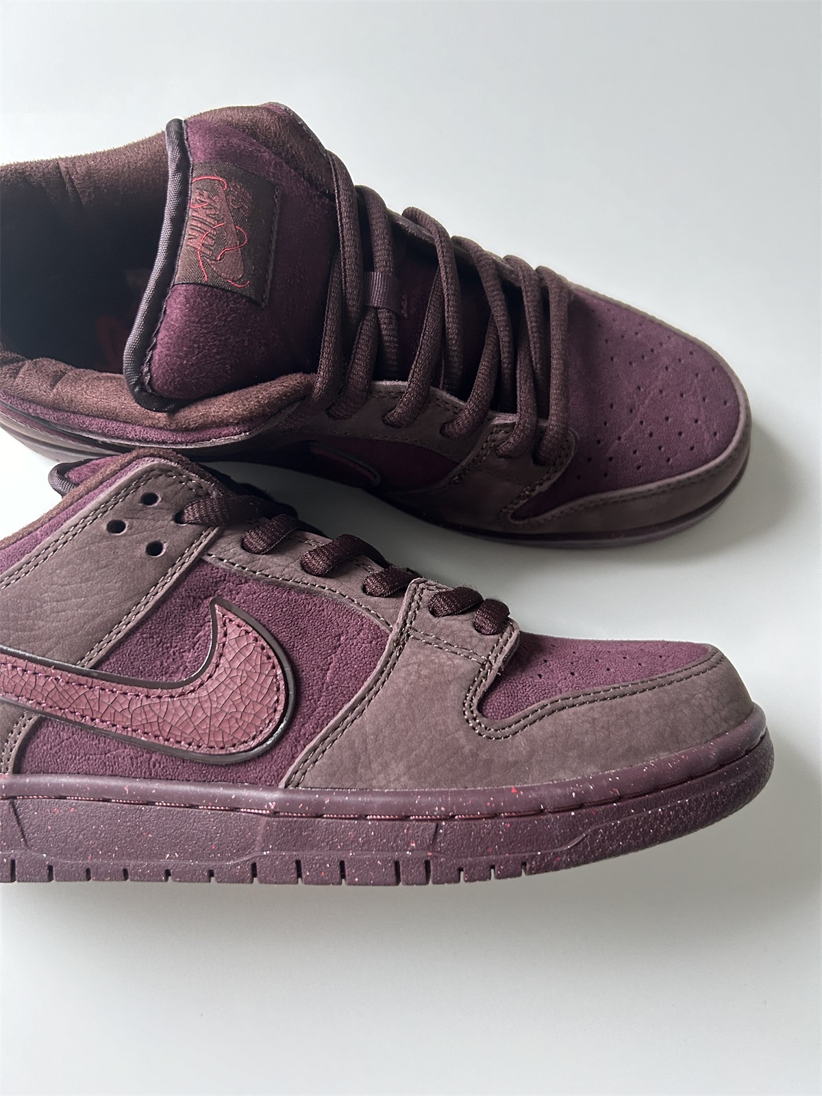 Nike SB Dunk Low Premium “Valentine’s Day”(2024) photo review
