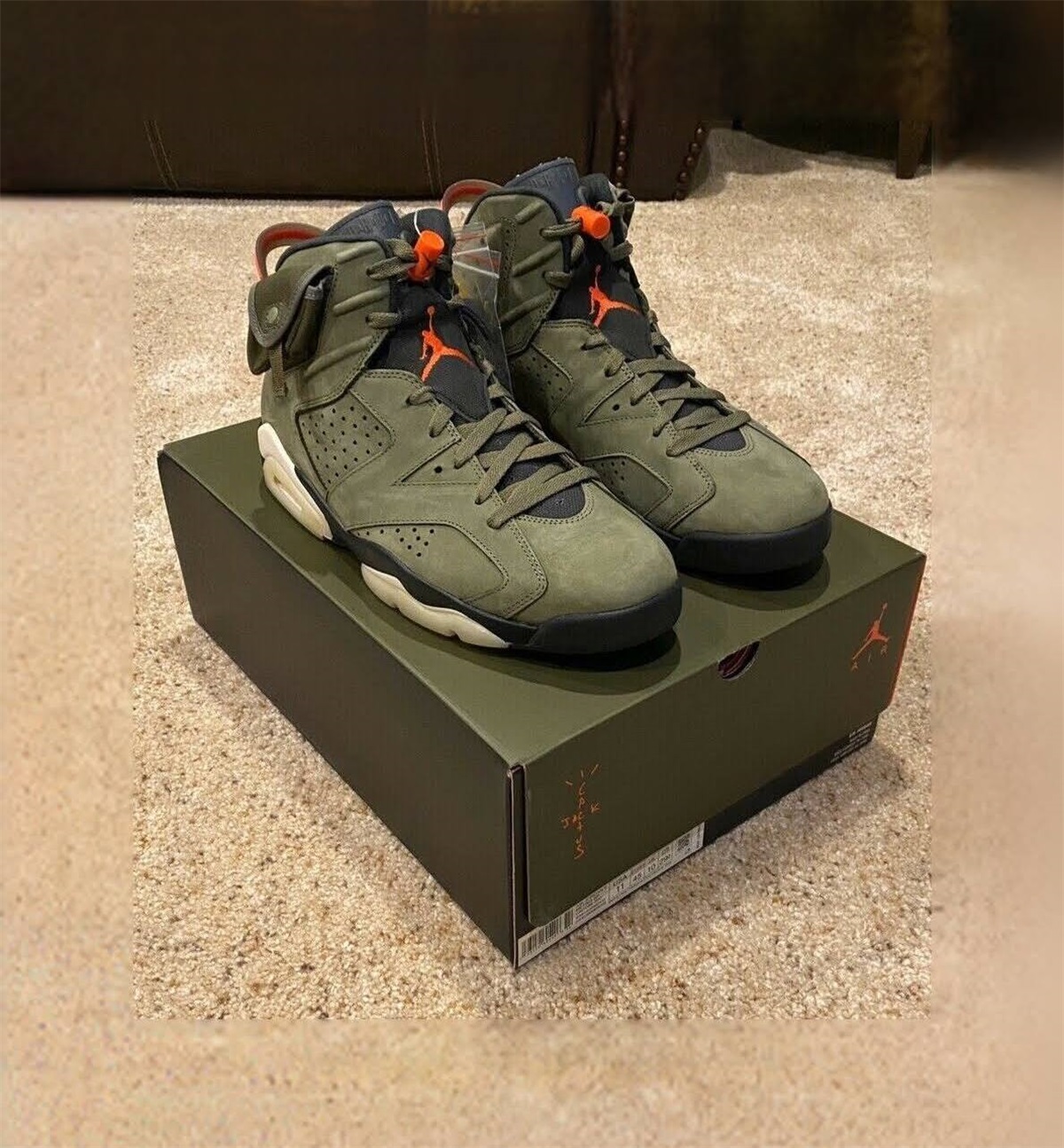 Travis Scott x Air Jordan 6 2019 photo review