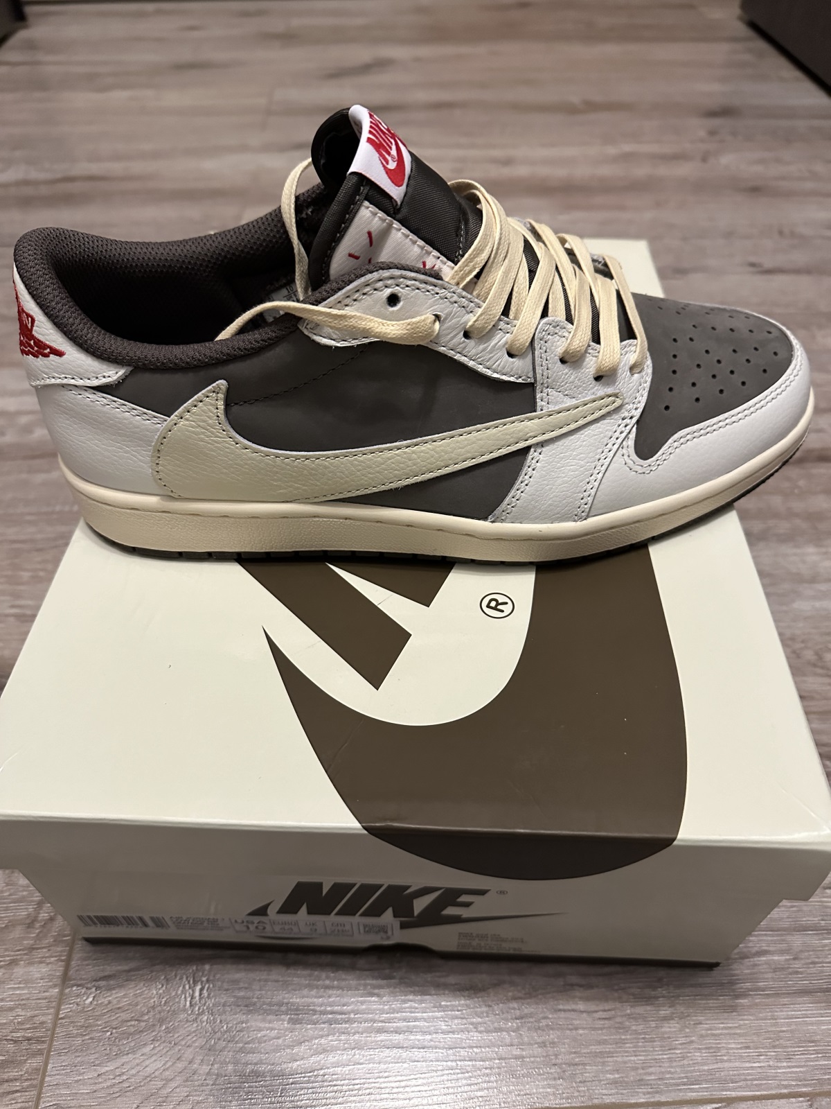 Travis Scott x Air Jordan 1 Low OG Reverse Mocha (LN5 A1 Batch) photo review