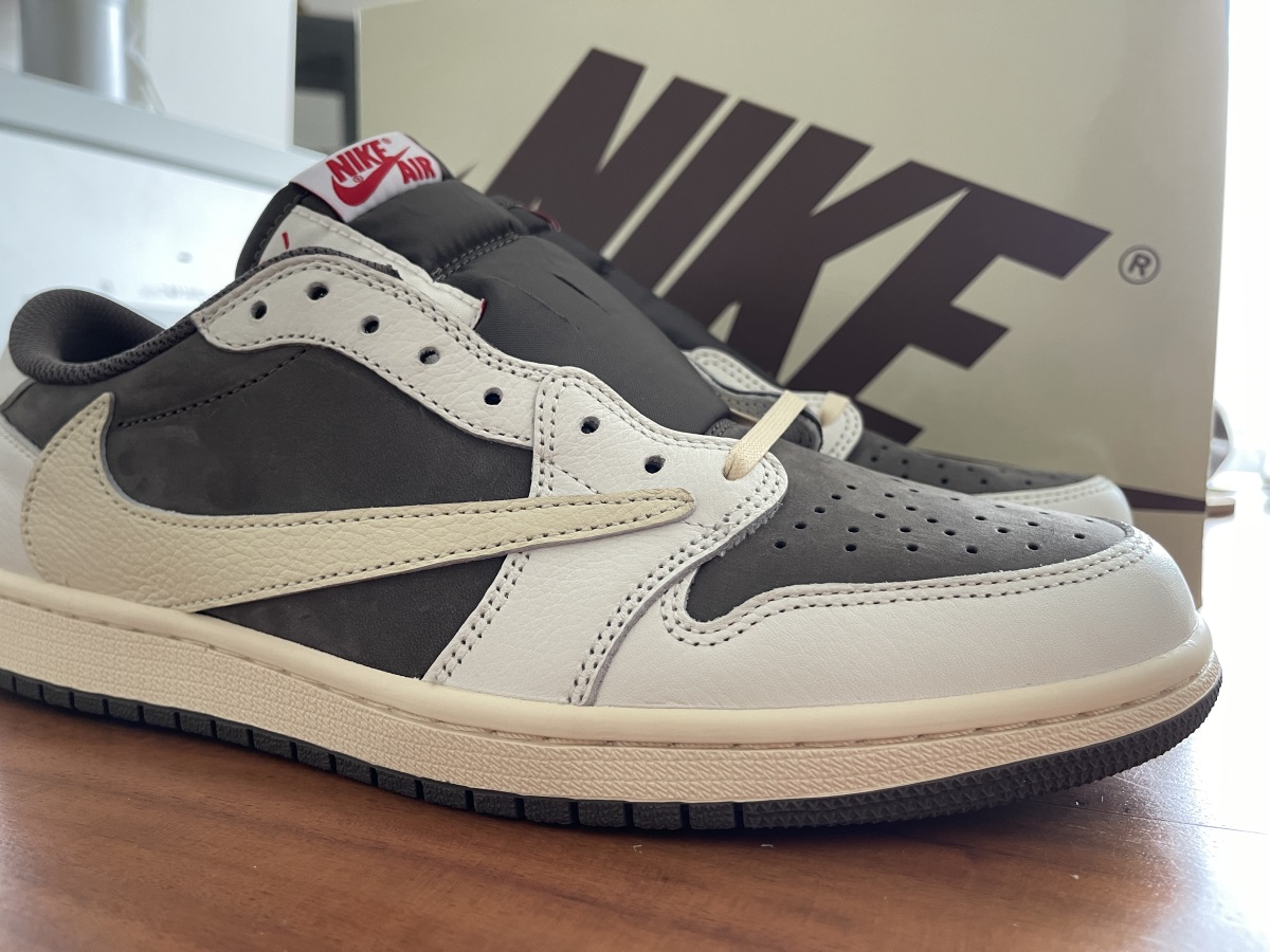 Travis Scott x Air Jordan 1 Low OG Reverse Mocha (LN5 A1 Batch) photo review
