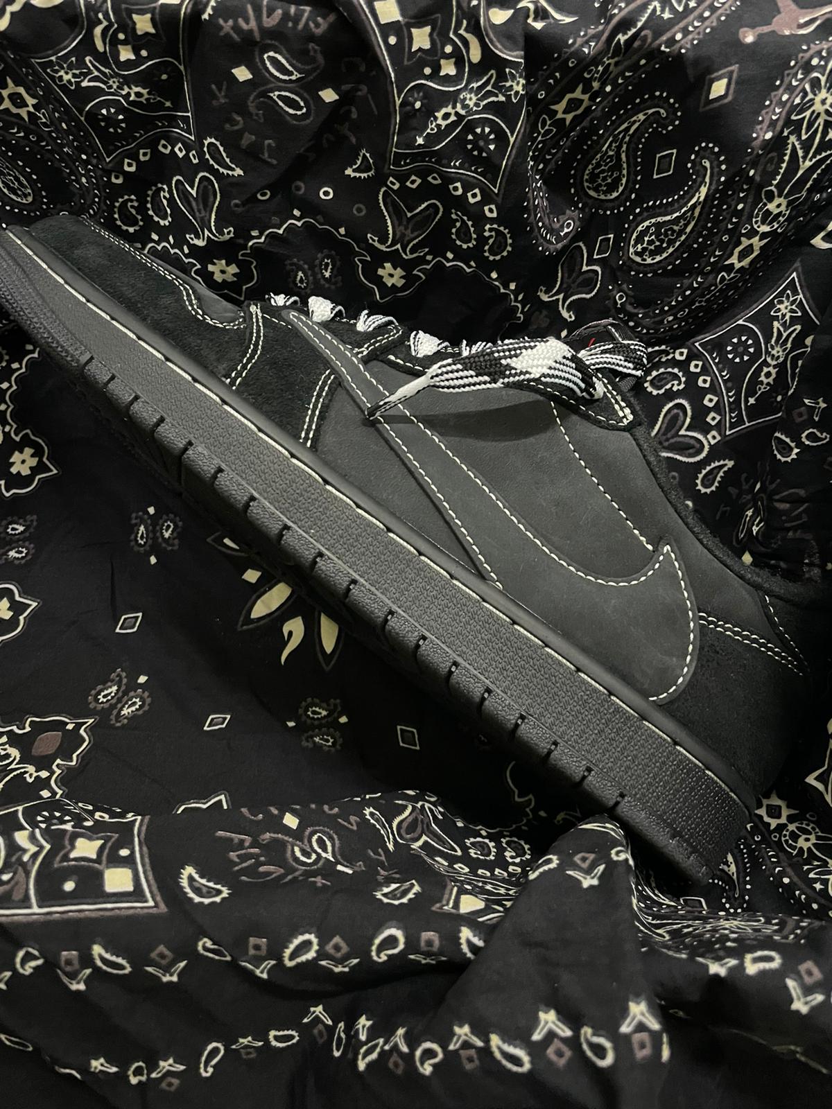 Travis Scott x Nike Air Jordan 1 Low OG “Black/Phantom” (LN5 A1 Batch) photo review