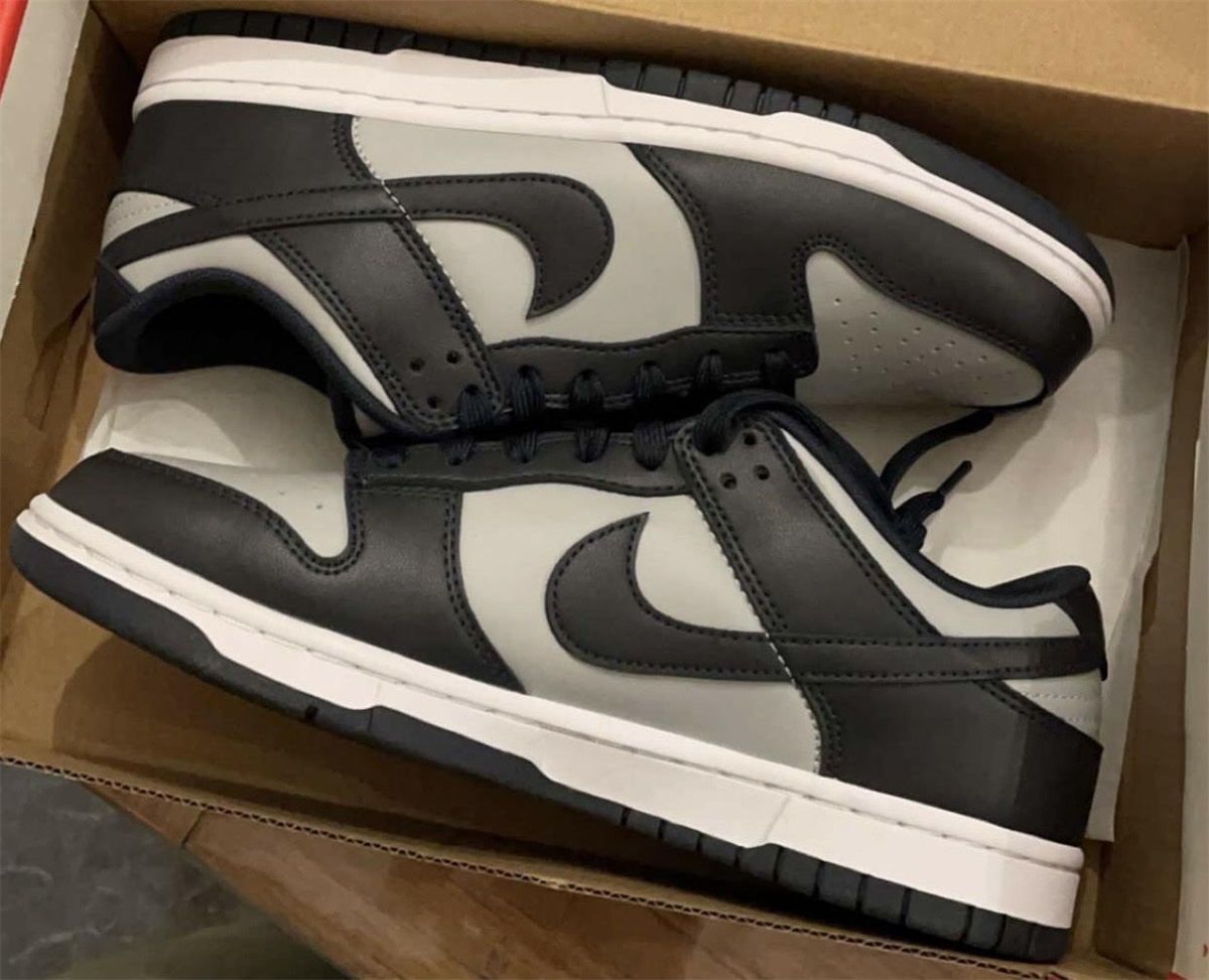 Nike Dunk Low Georgetown photo review