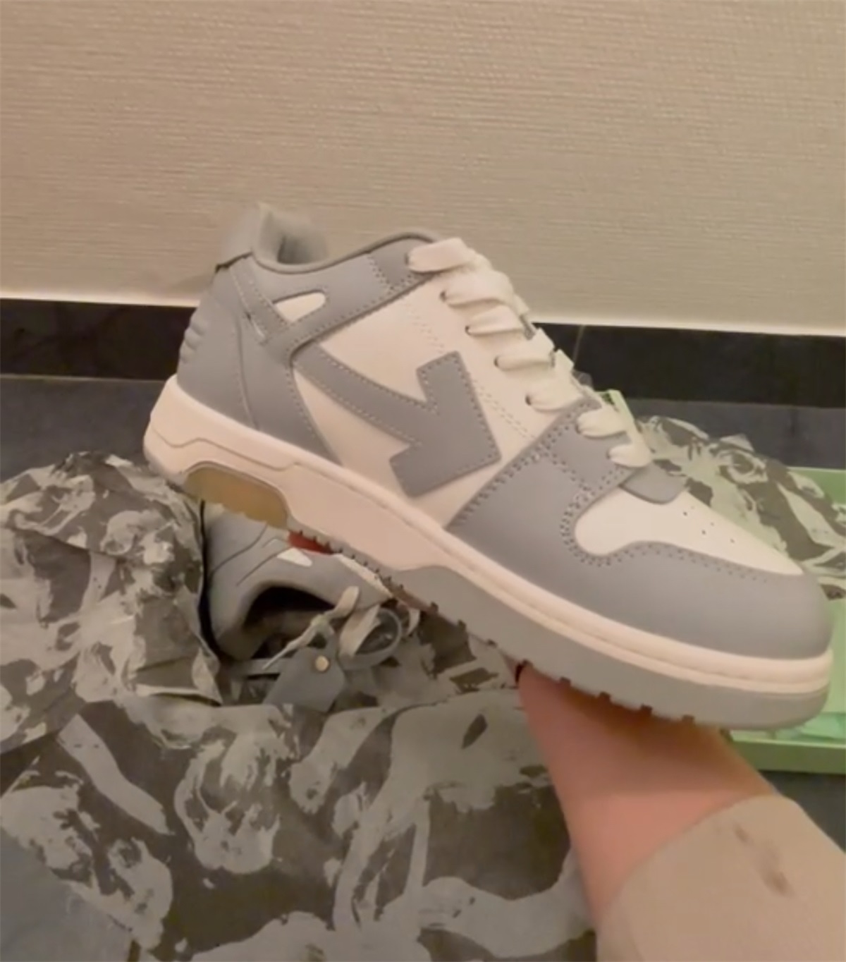 Off-White White & Beige 'Out Of Office' Sneakers photo review