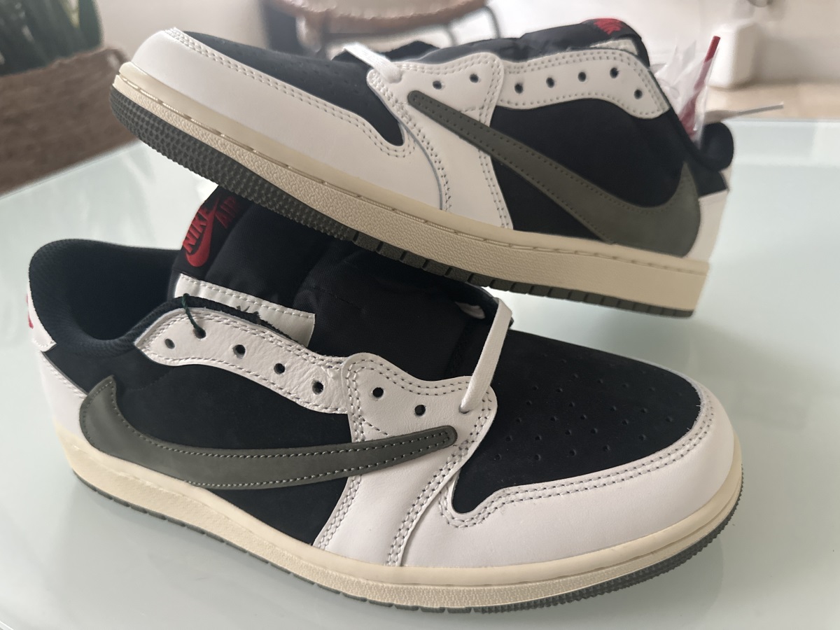 Travis Scott x Air Jordan 1 Low OG SP WMNS Olive (LN5 A1 Batch) photo review