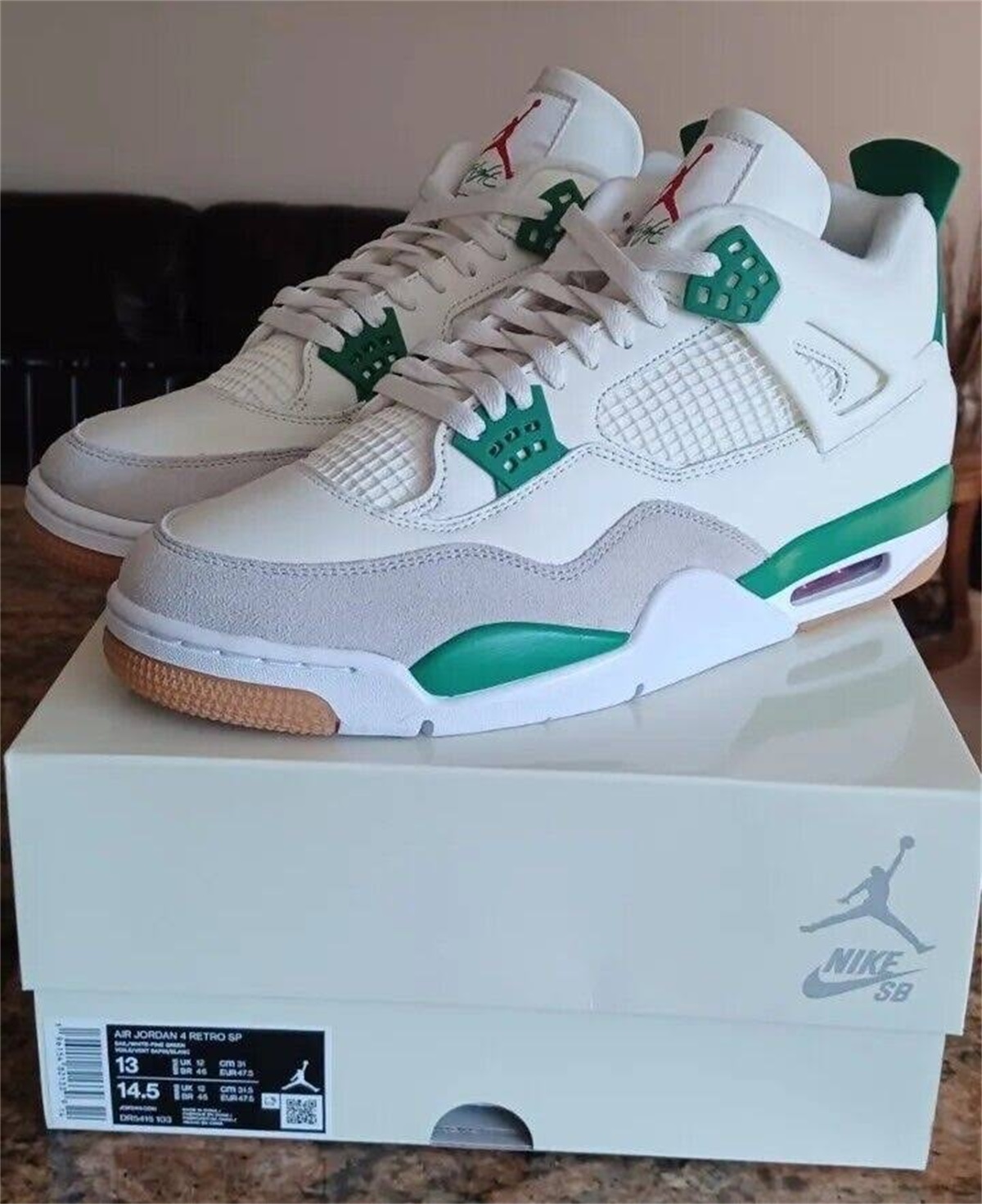 Nike SB x Air Jordan 4 “Pine Green” 2023 (LN5 A1 Batch) photo review