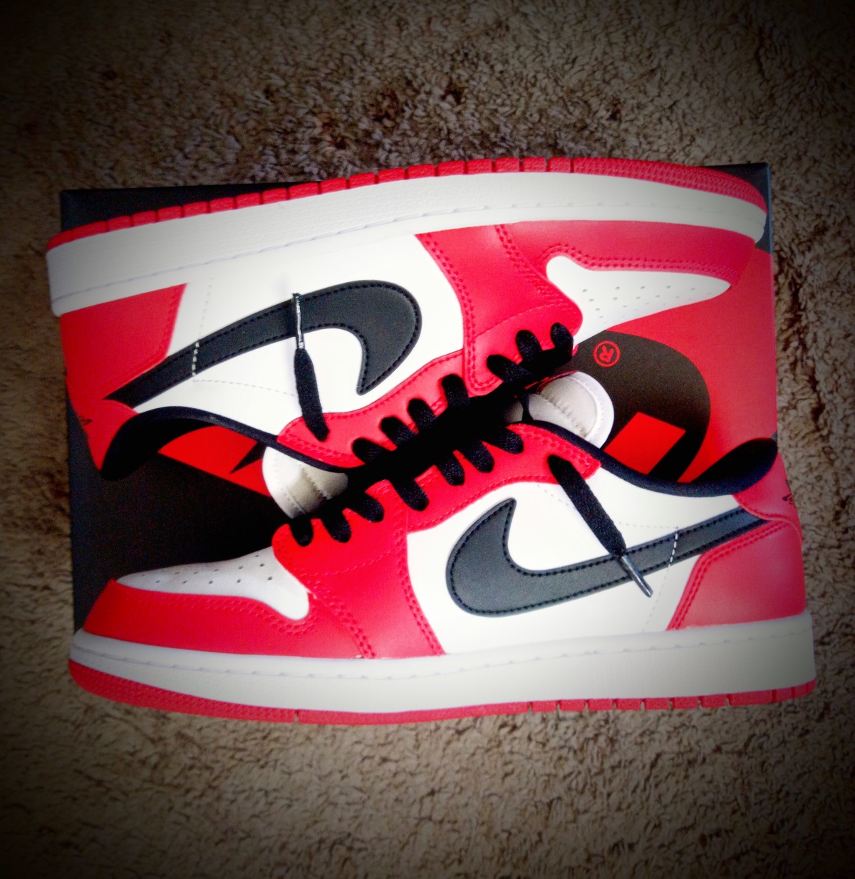 Air Jordan 1 Low Chicago 2016 photo review