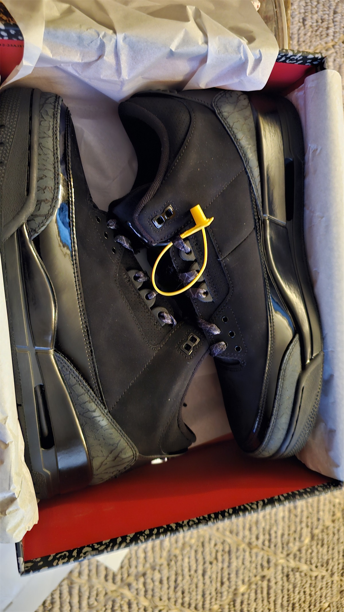 Air Jordan 3 Black Cat 2025 (A1 Batch) photo review