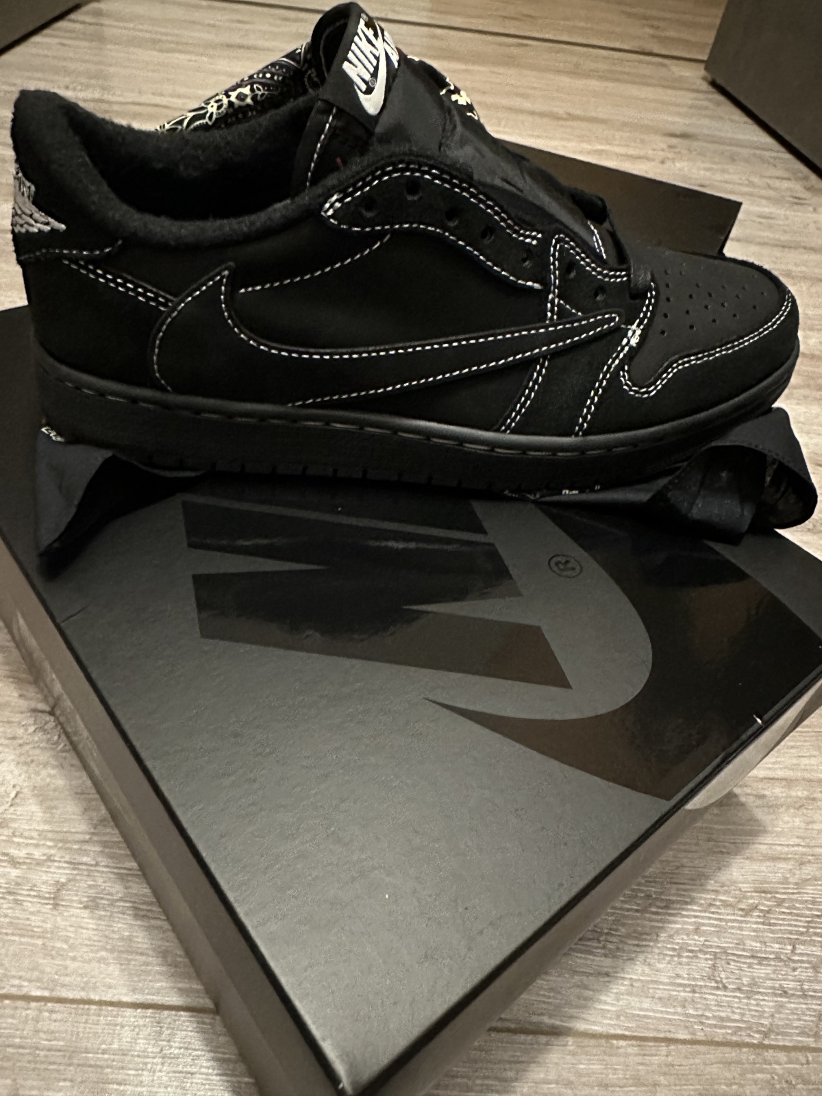 Travis Scott x Nike Air Jordan 1 Low OG “Black/Phantom” (LN5 A1 Batch) photo review