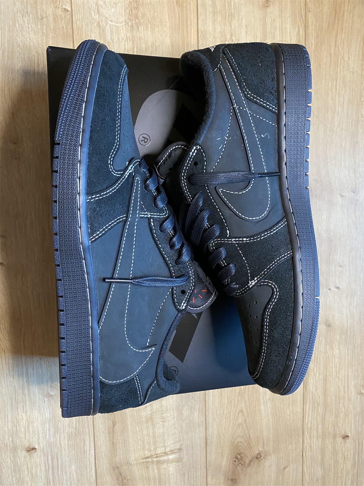 Travis Scott x Nike Air Jordan 1 Low OG “Black/Phantom” (LN5 A1 Batch) photo review
