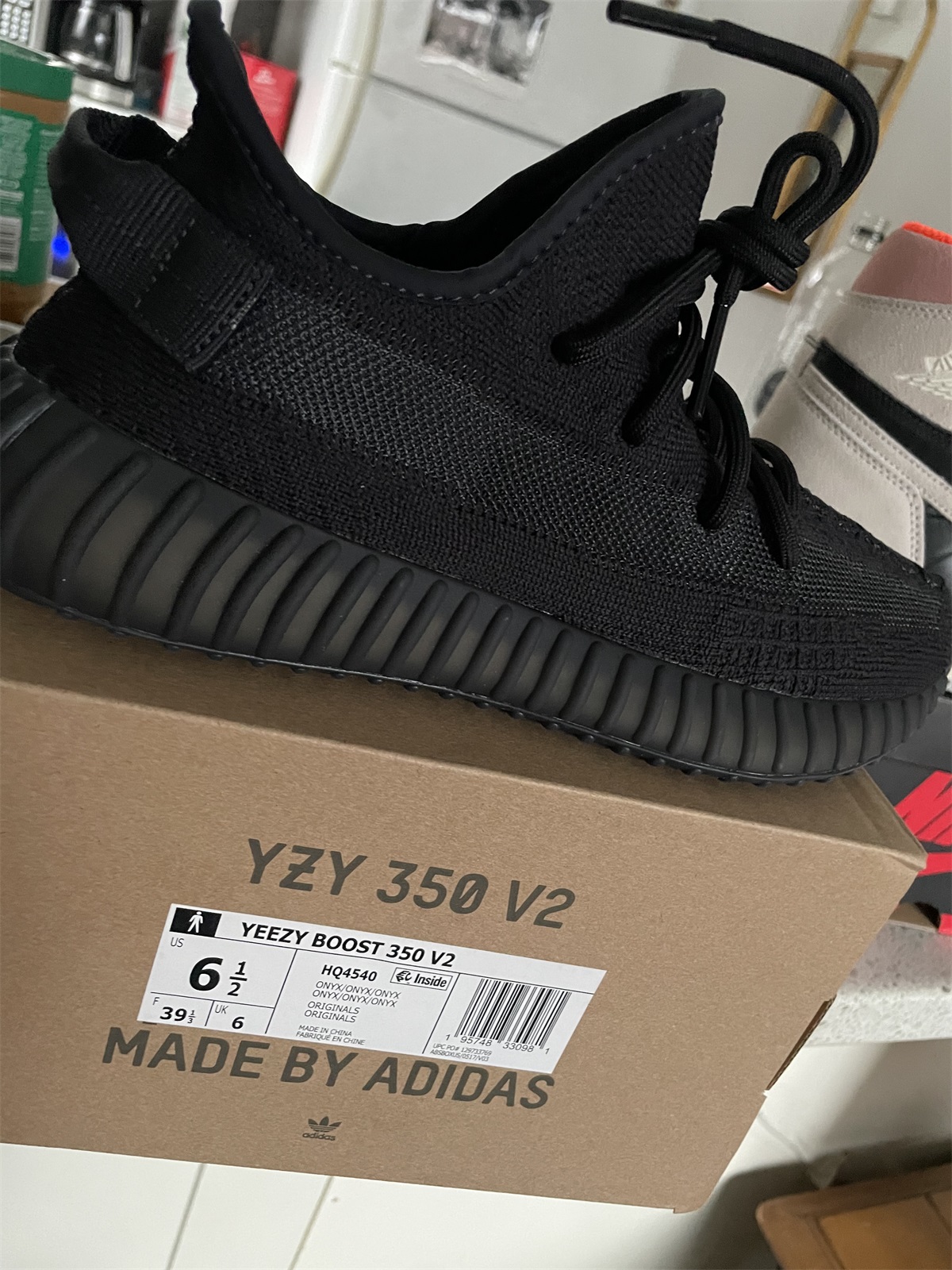 Adidas Yeezy Boost 350 V2 Onyx (2022/2023) photo review