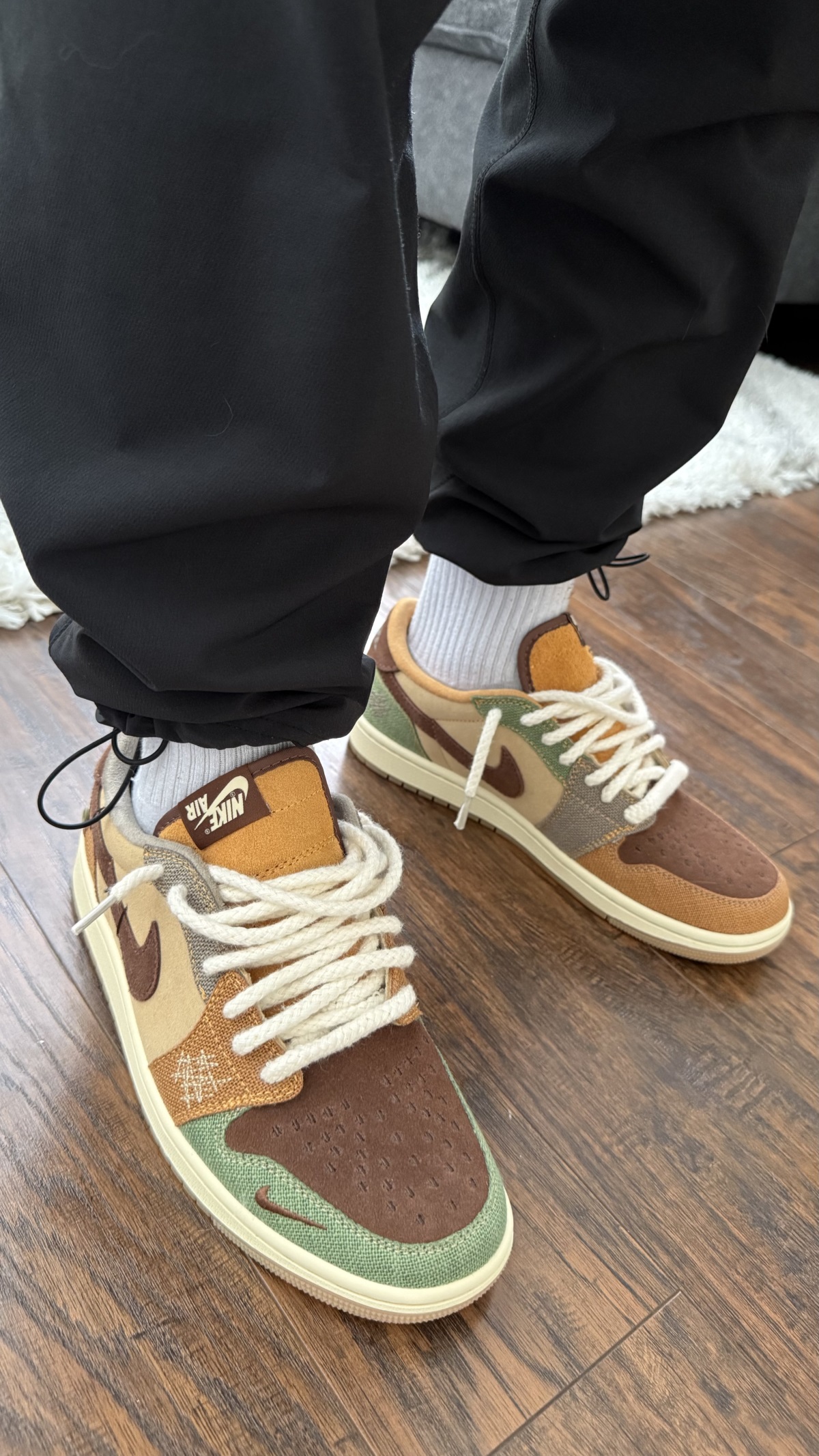 Zion Williamson X Air Jordan 1 Retro Low OG Voodoo photo review