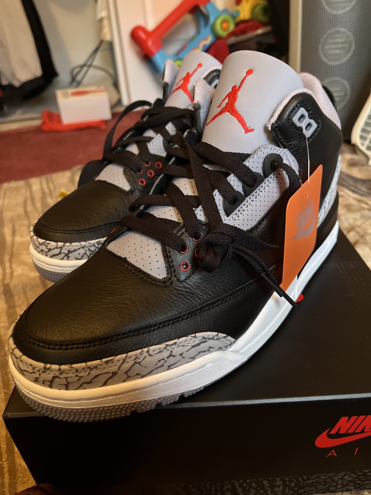 Air Jordan 3 Retro Black Cement Reimagined 2024 (Ln5 A1) photo review