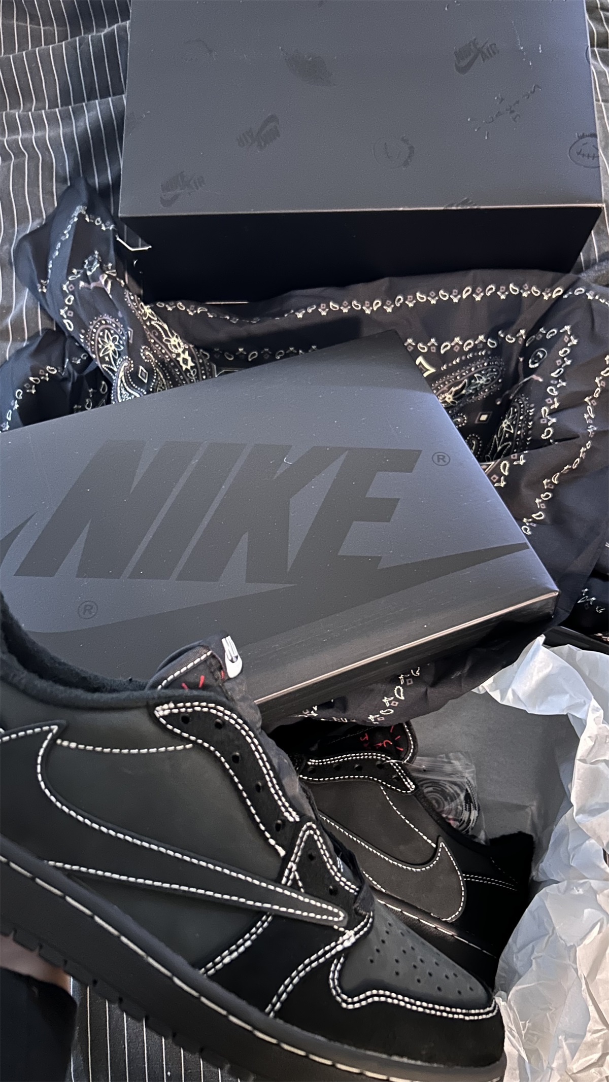 Travis Scott x Nike Air Jordan 1 Low OG “Black/Phantom” (LN5 A1 Batch) photo review