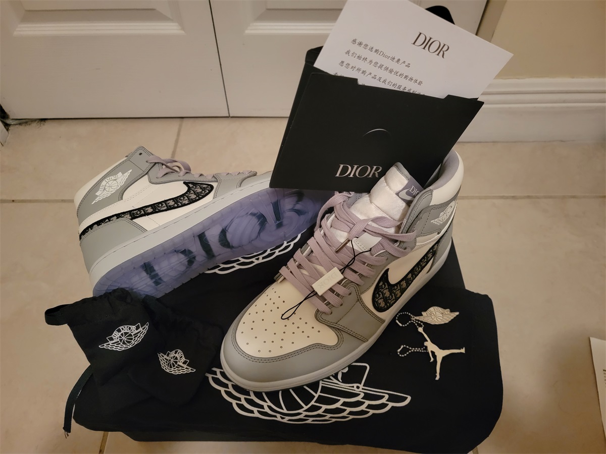 Dlor x Air Jordan 1 2020 （Correct box） (LN5 A1 Batch) photo review