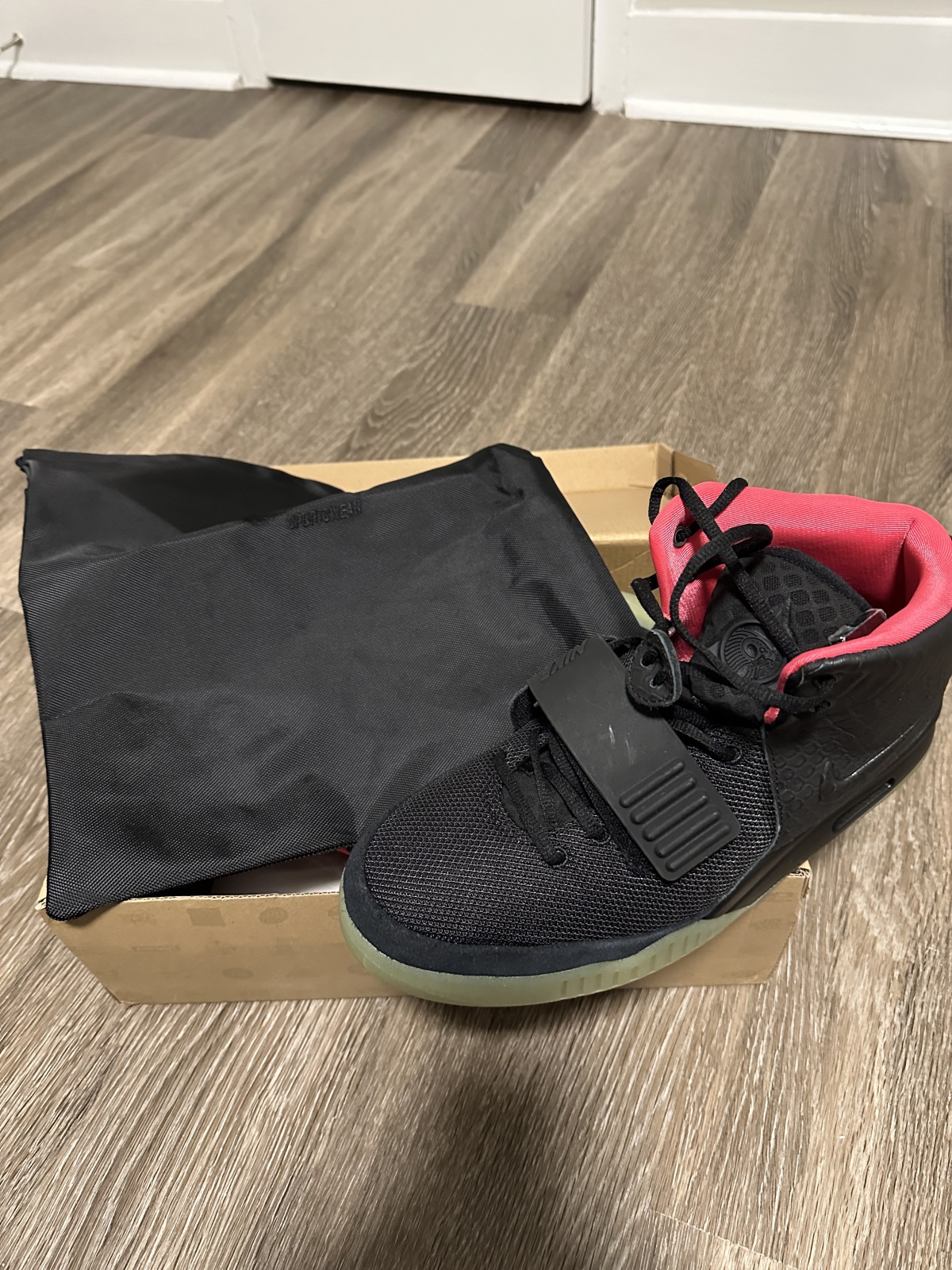 Nike Air Yeezy 2 NRG Solar Red photo review