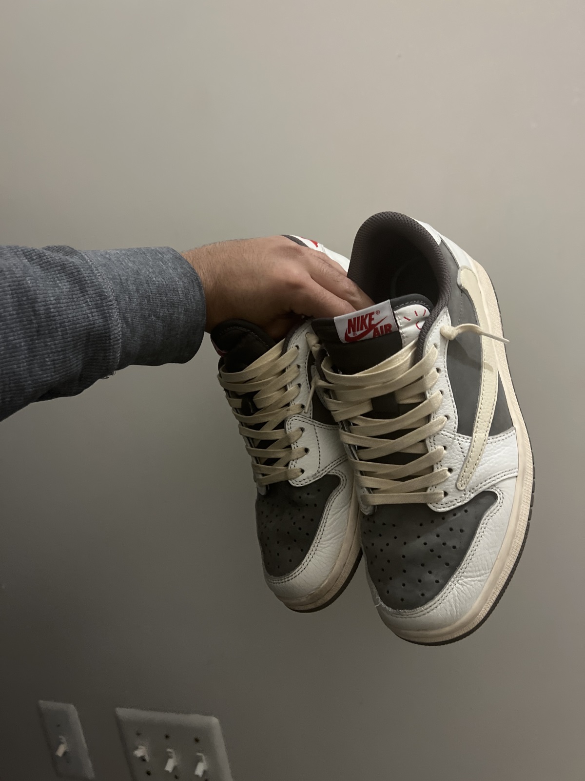 Travis Scott x Air Jordan 1 Low OG Reverse Mocha (LN5 A1 Batch) photo review