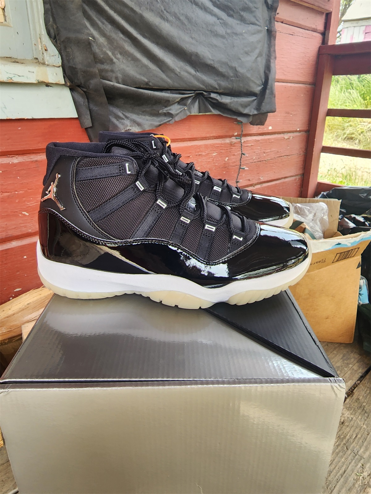 Air Jordan 11 Retro Win Like 96/Gym Red 2017 (LN5 A1 Batch) photo review