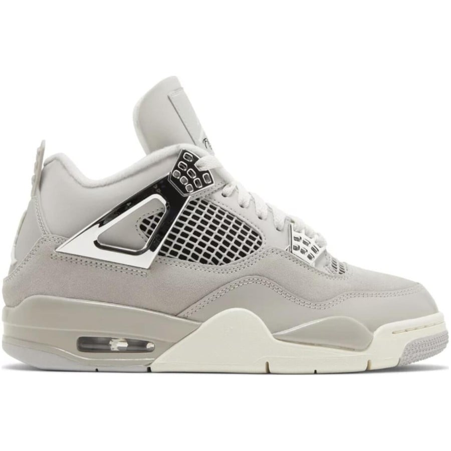 Air Jordan 4 “Frozen Moments”