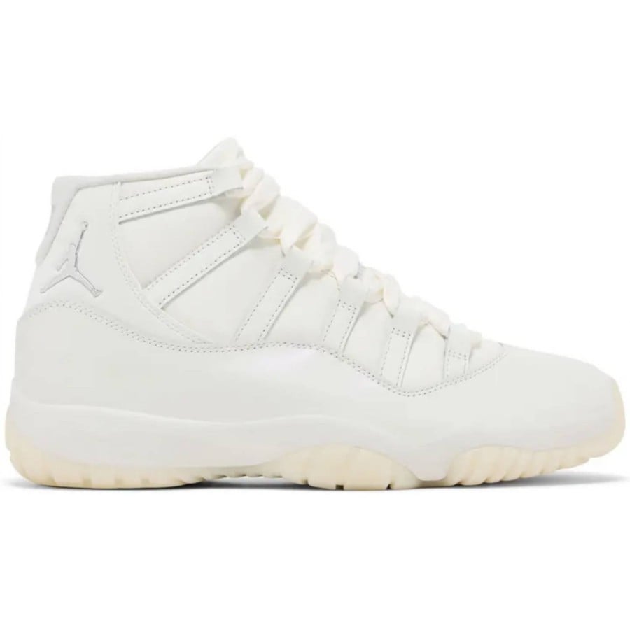 Air Jordan 11 Retro Grand Finale 2025 Sample WMNS
