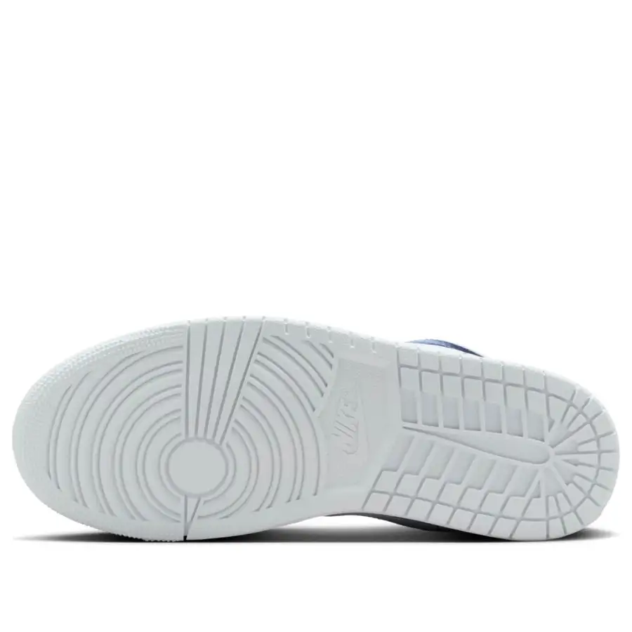 Air Jordan 1 Low SE ‘Football Grey White Gym Red Midnight Navy’