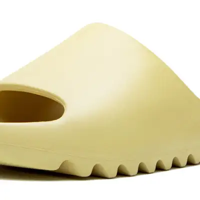 Adidas Yeezy Slide ‘Desert Sand’