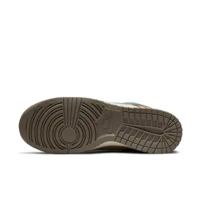 Nike x size? Dunk Low ‘Dark Driftwood’