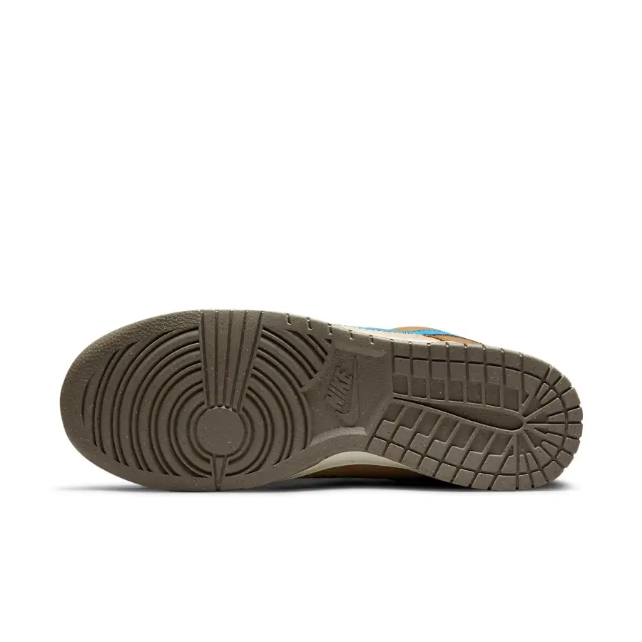 Nike x size? Dunk Low ‘Dark Driftwood’