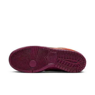 Nike SB Dunk Low ‘Mystic Red Rosewood’