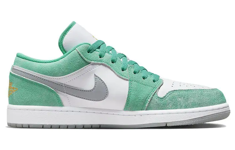 Air Jordan 1 Low ‘New Emerald’