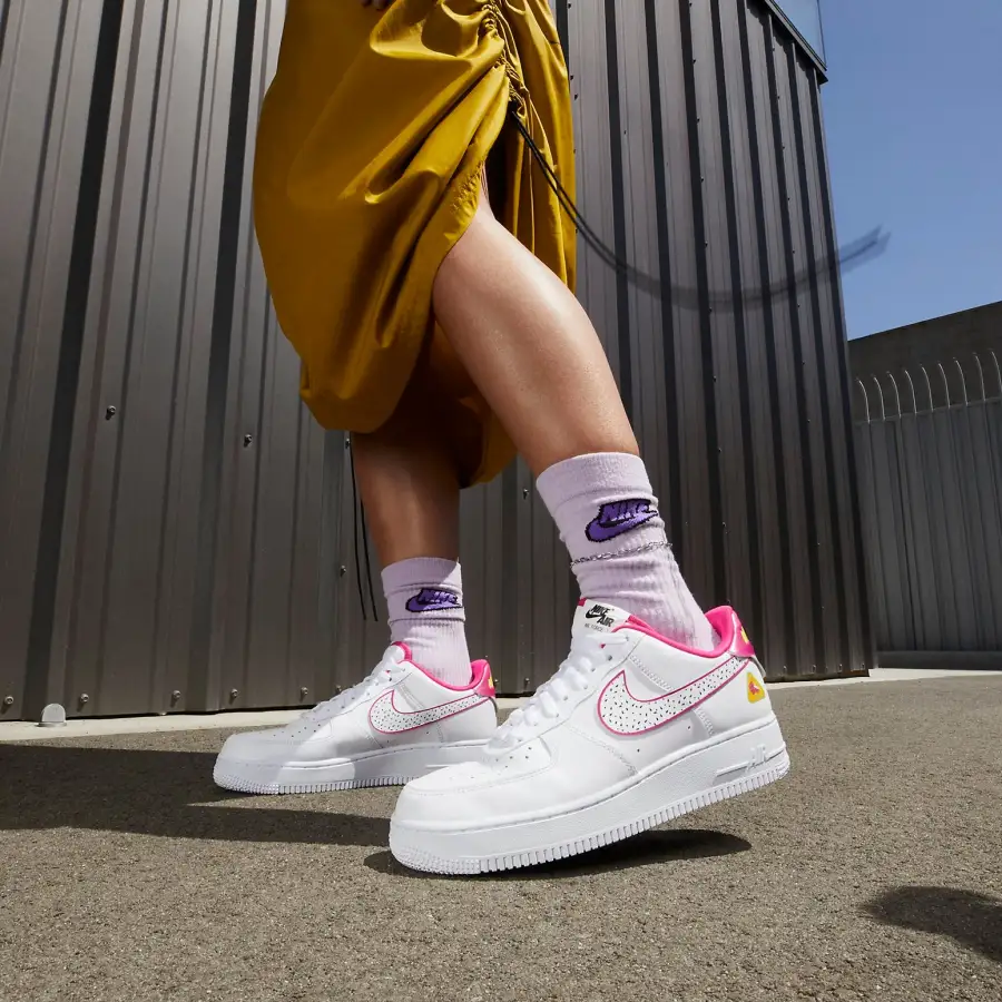 Nike Air Force 1 ’07 LX ‘Dragon Fruit’