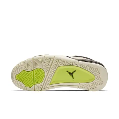 Air Jordan 4 Retro ‘Splatter’