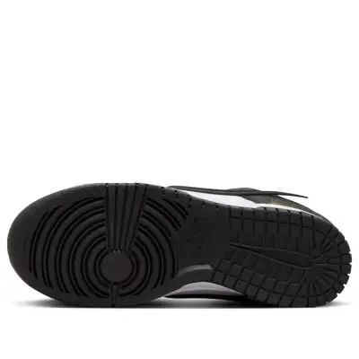 Nike Dunk Low Twist ‘Panda’