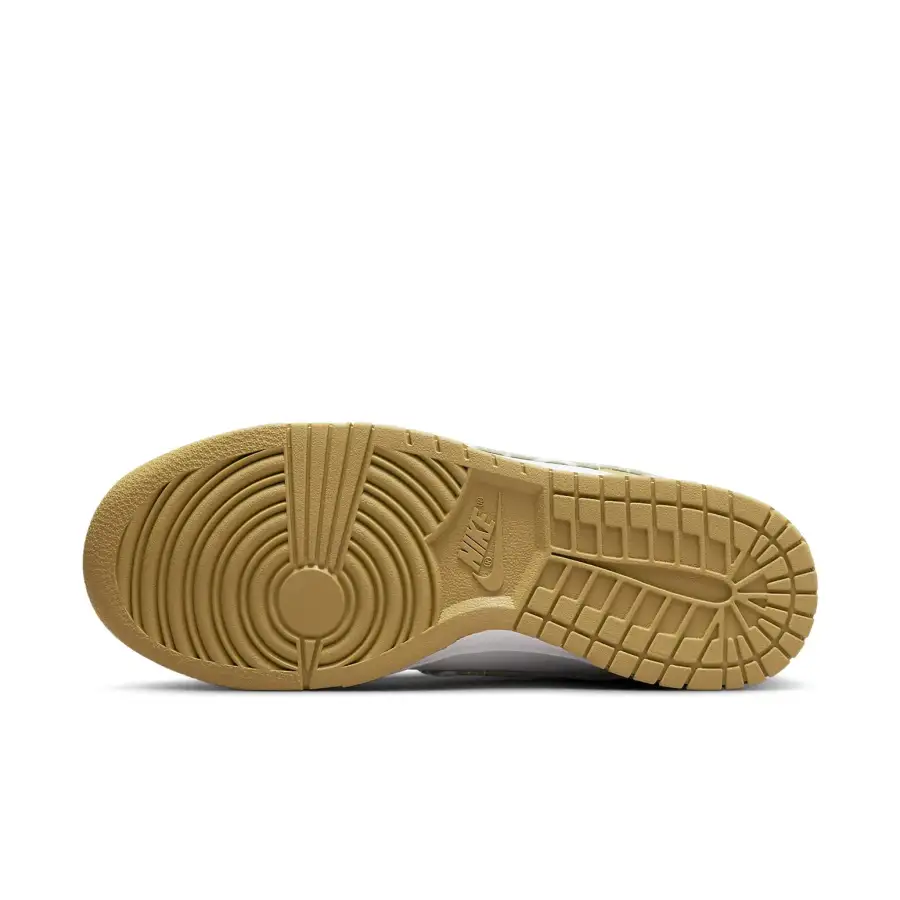 Nike Dunk Low ‘Barley Paisley’