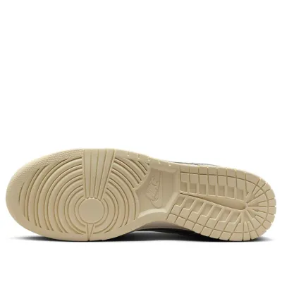 Nike Dunk Low Retro ‘Light Bone Sesame’