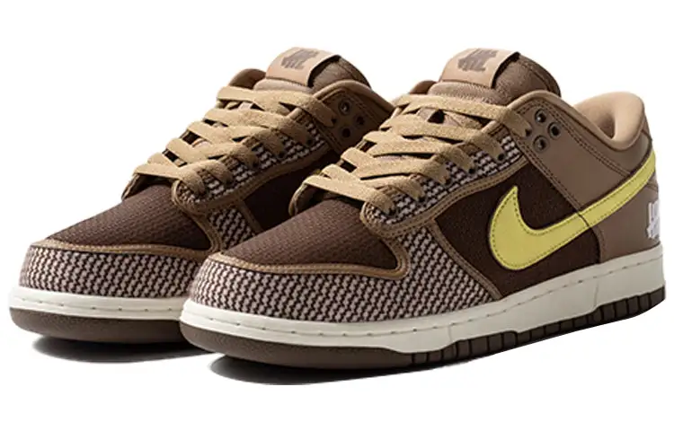 Nike x Undefeated Dunk Low SP ‘Canteen’