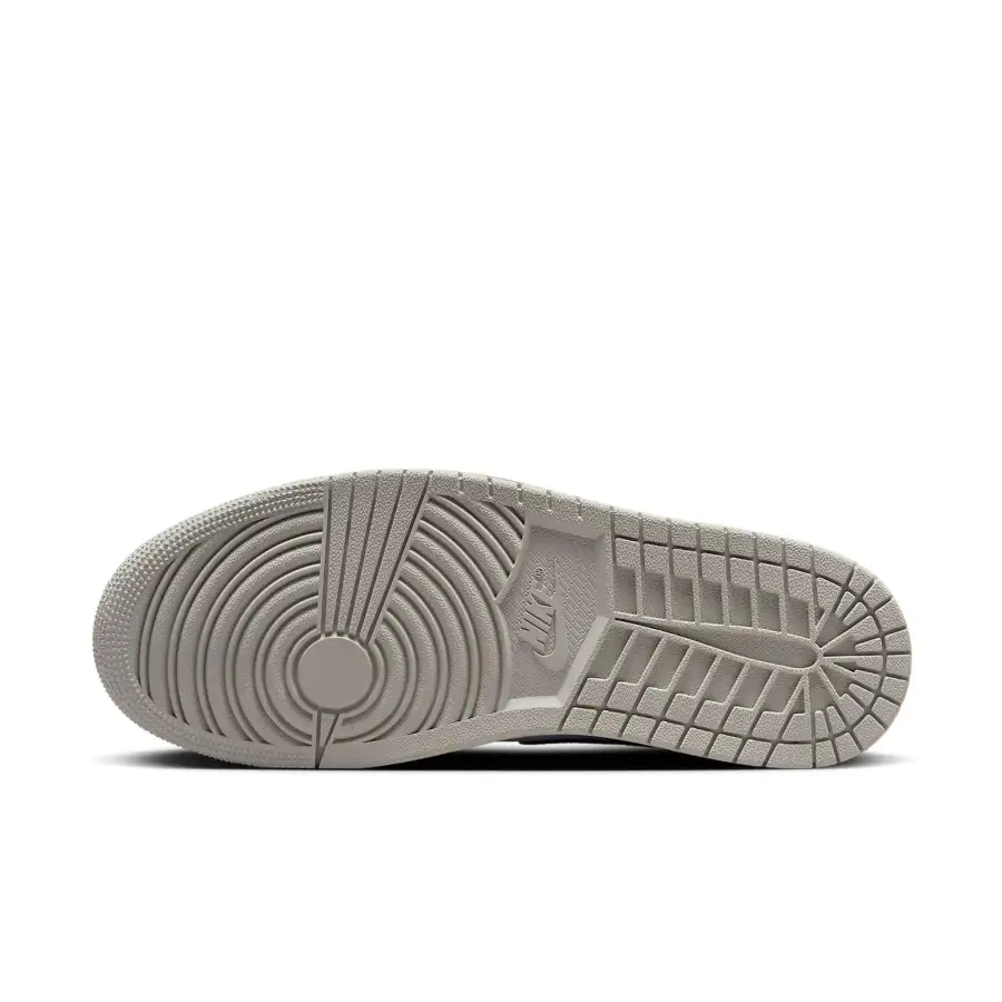 Air Jordan 1 Retro High OG ‘White Cement’