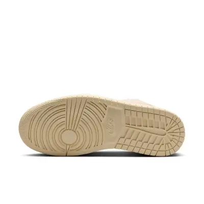 Air Jordan 1 Low SE ‘Linen Legend Pink’